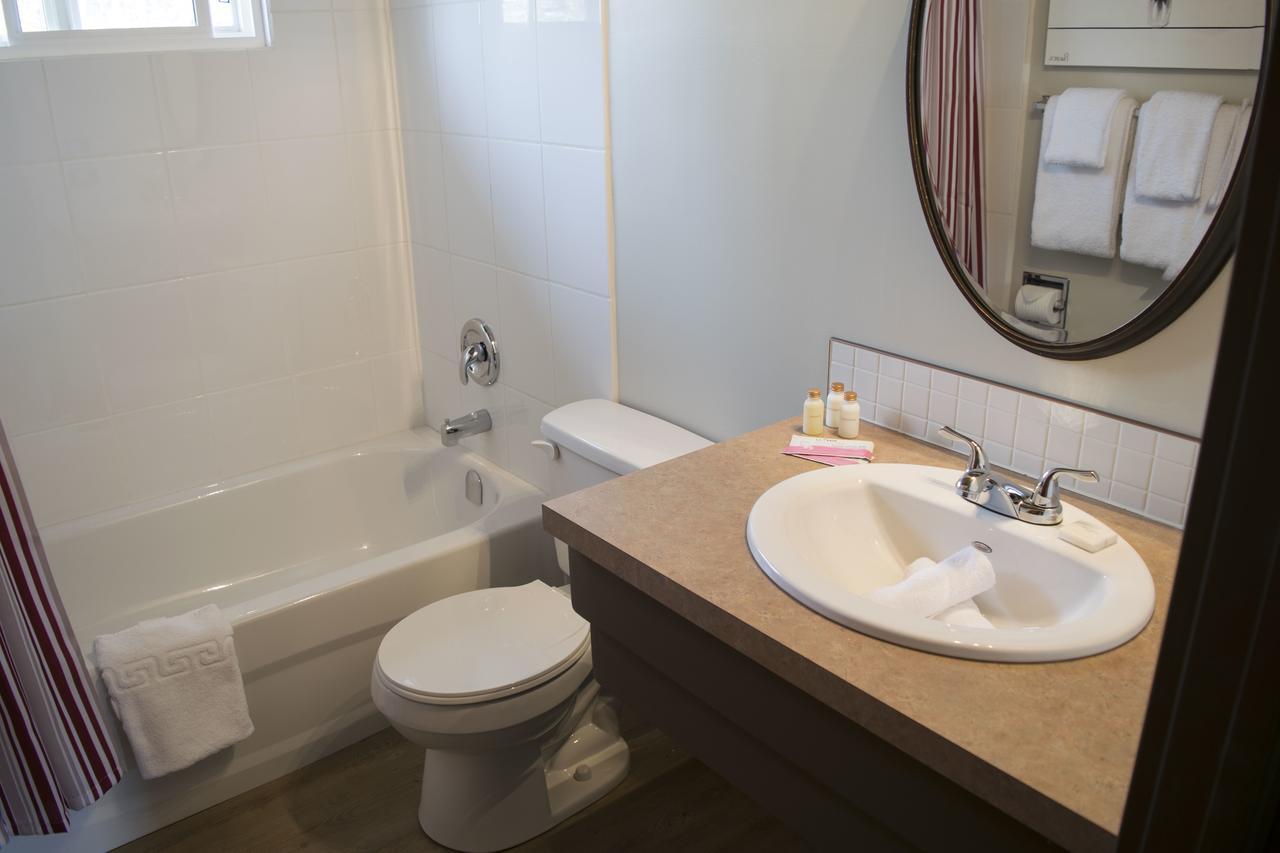 Yamnuska Suites Canmore Extérieur photo